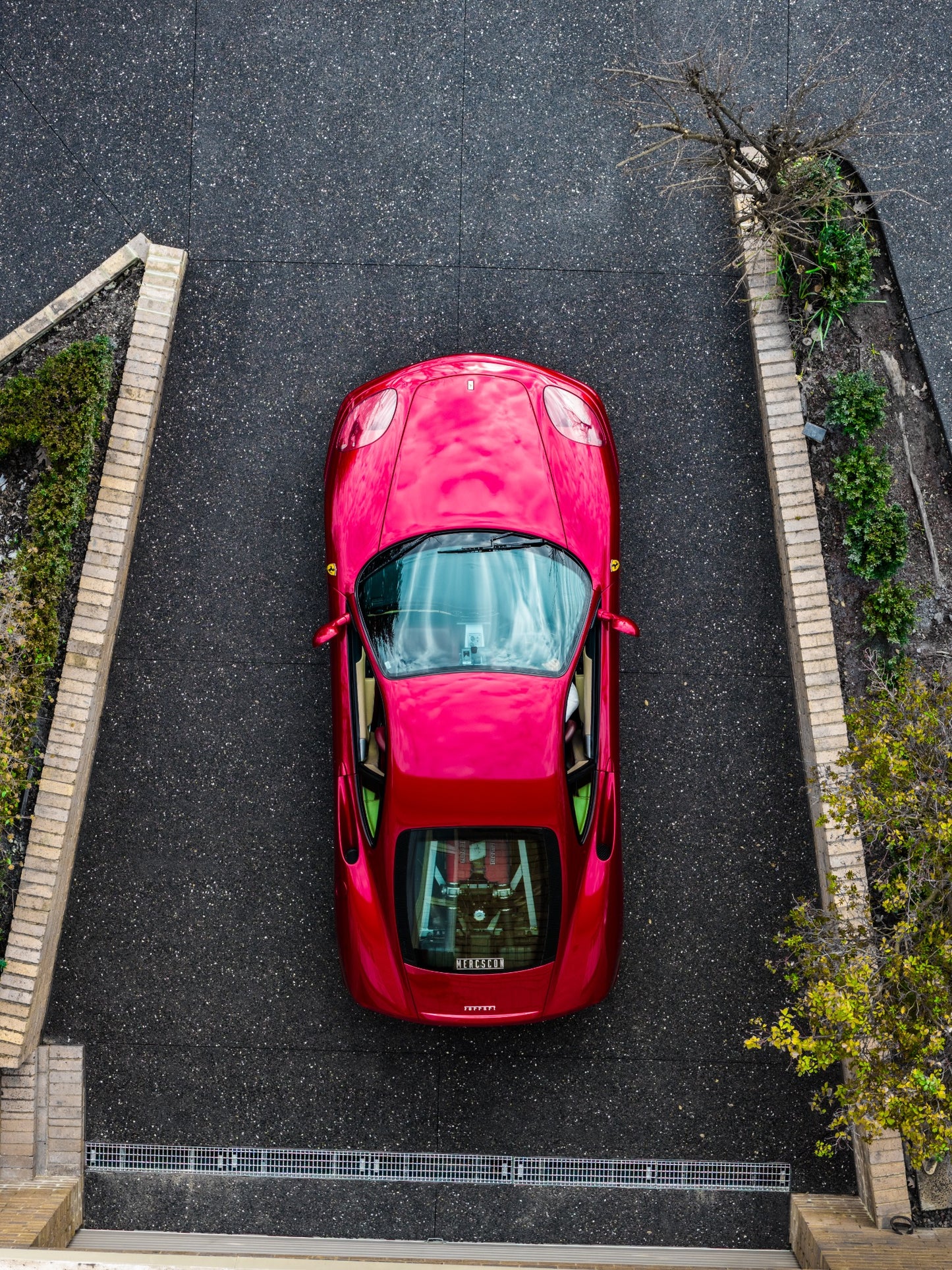 Ferrari Elegance – Premium Wall Art